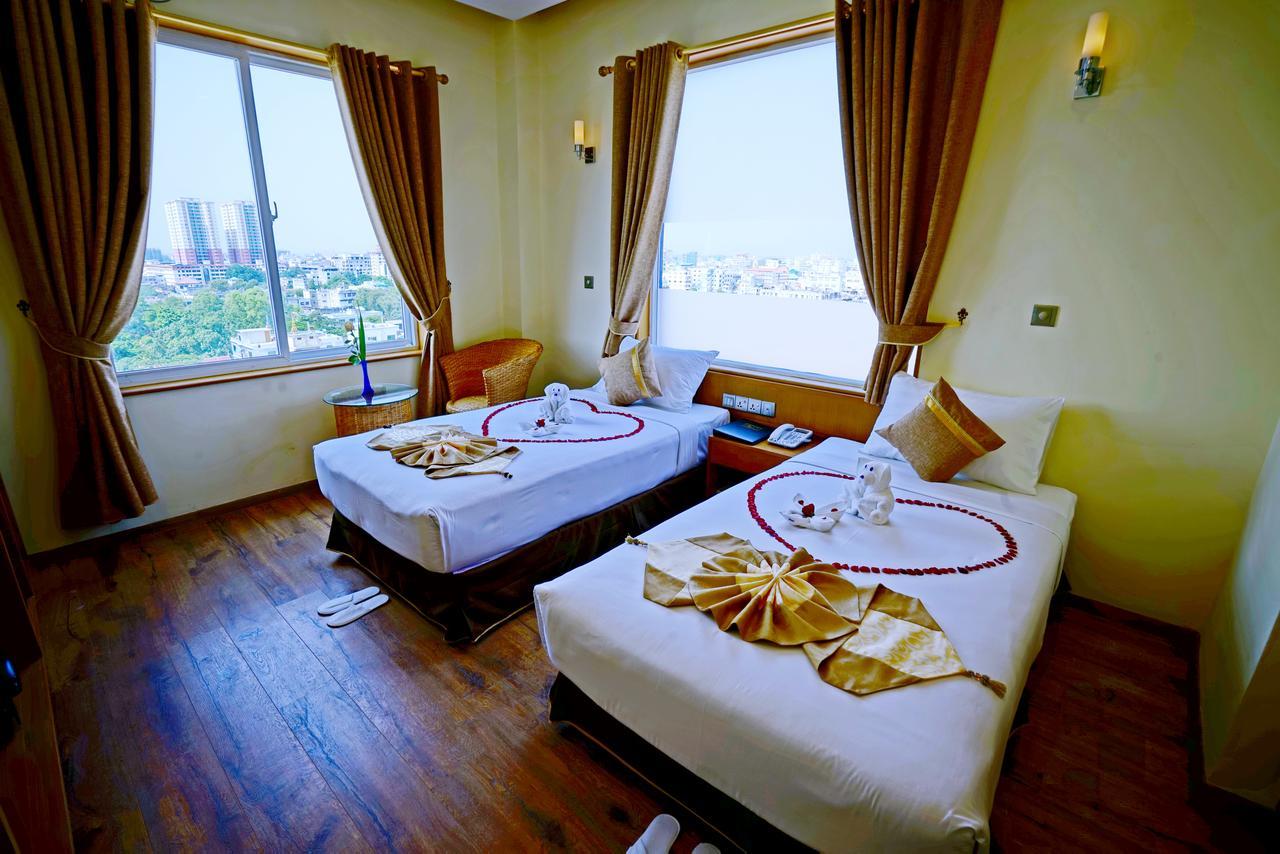 The Hotel Nova Mandalay Luaran gambar