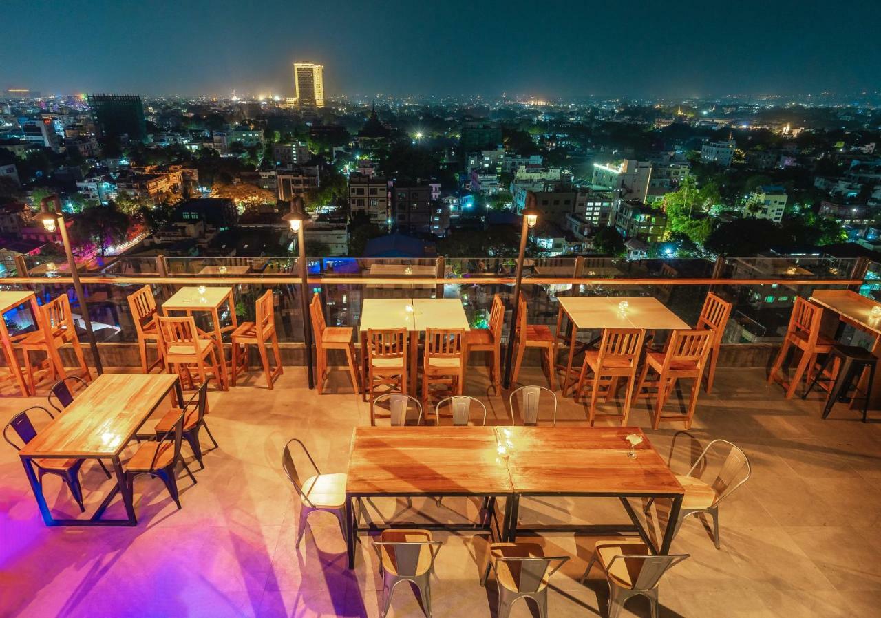 The Hotel Nova Mandalay Luaran gambar