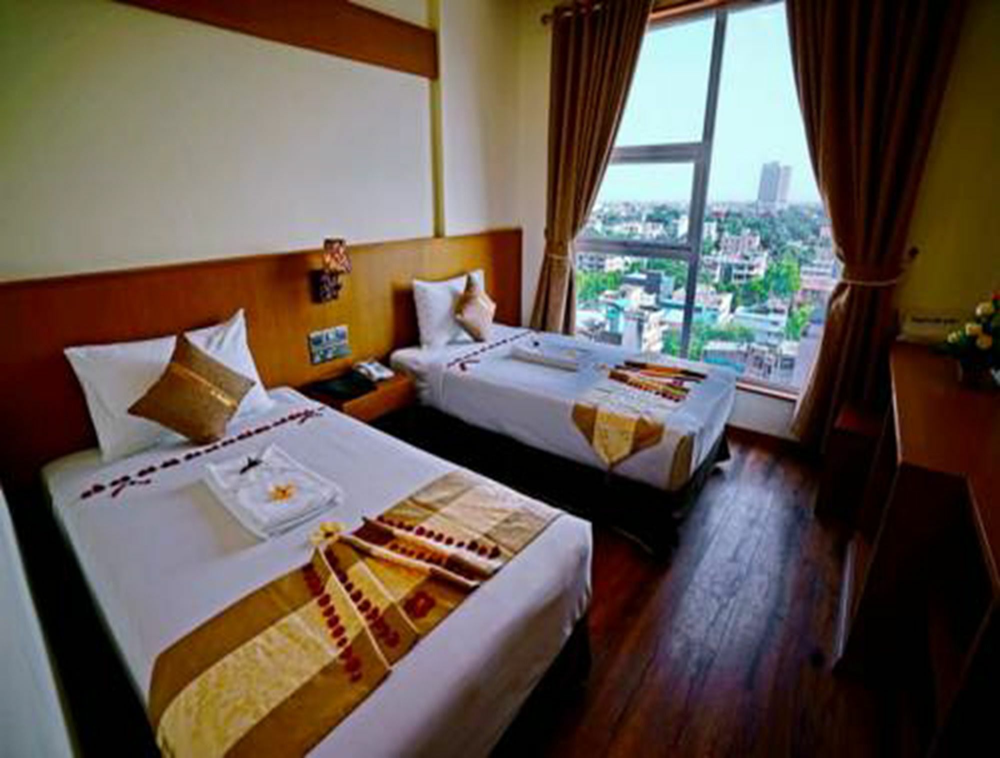The Hotel Nova Mandalay Luaran gambar