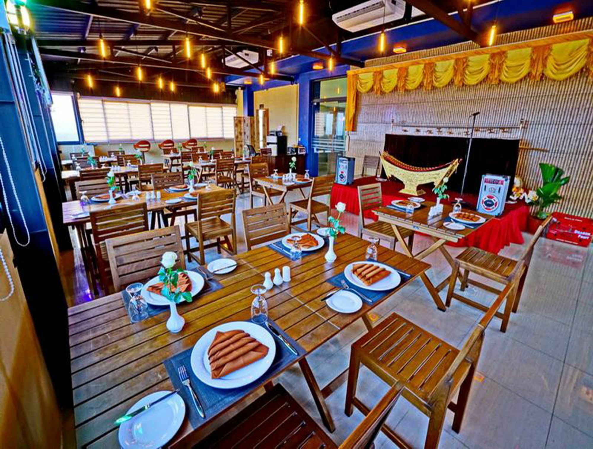 The Hotel Nova Mandalay Luaran gambar