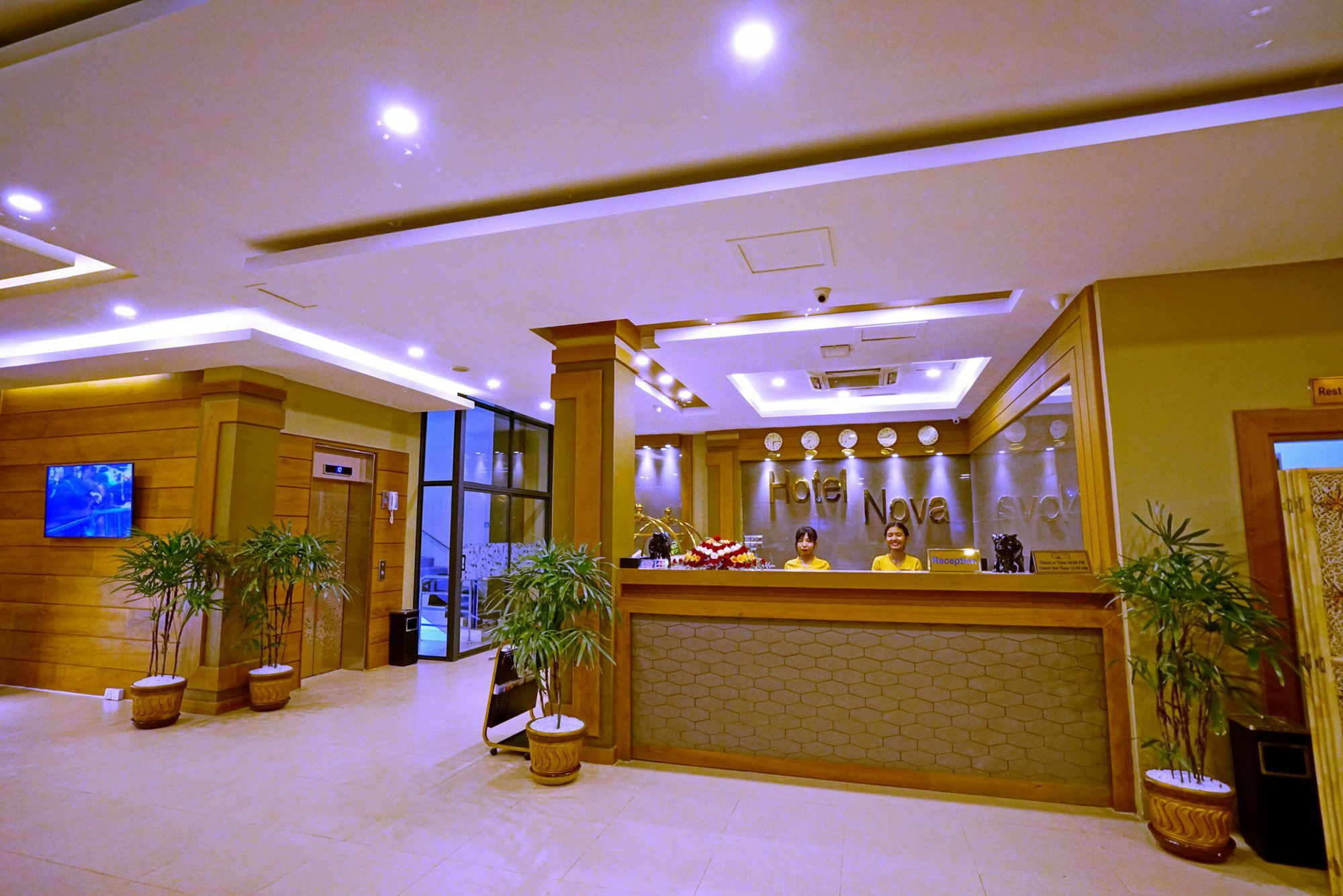 The Hotel Nova Mandalay Luaran gambar