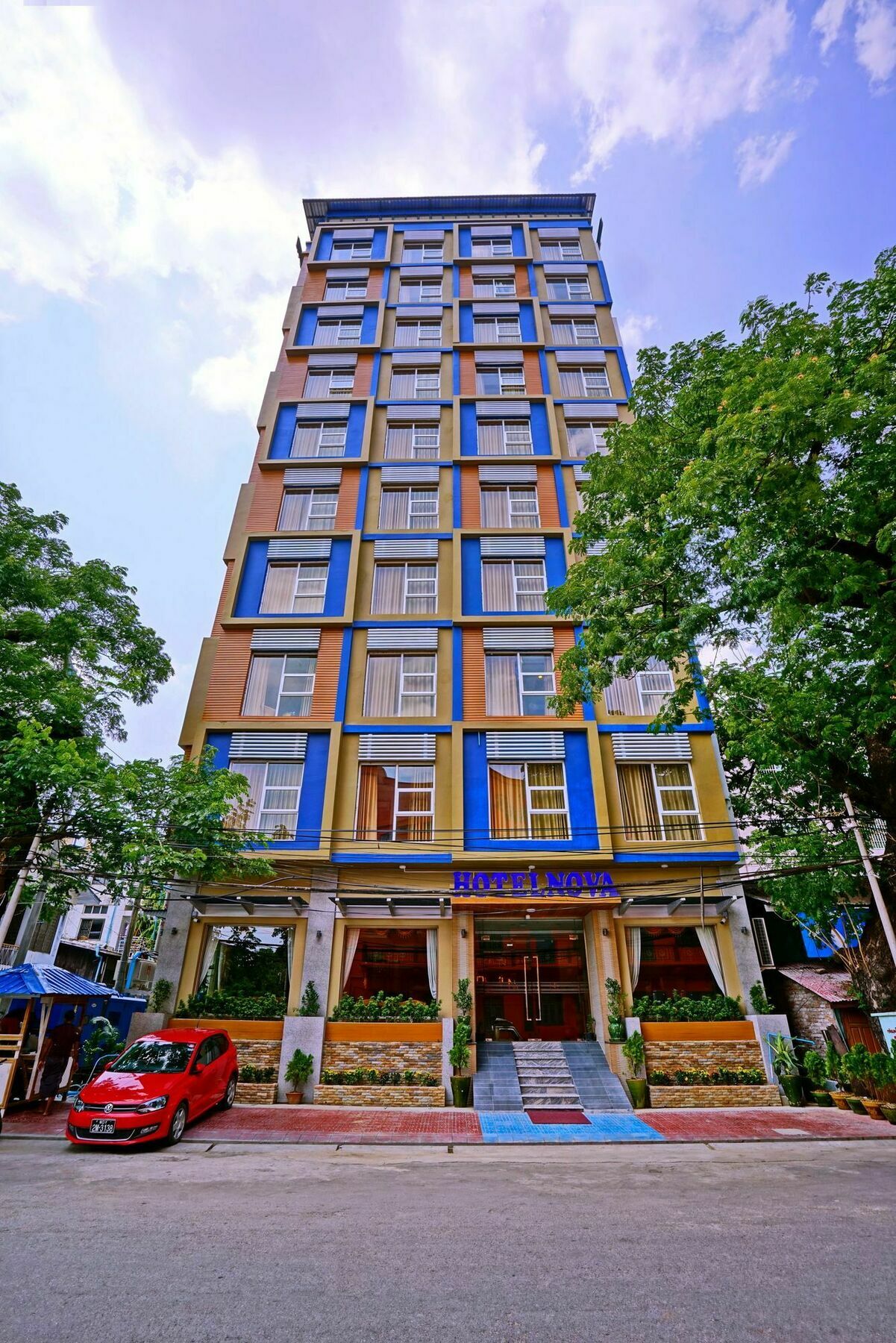 The Hotel Nova Mandalay Luaran gambar