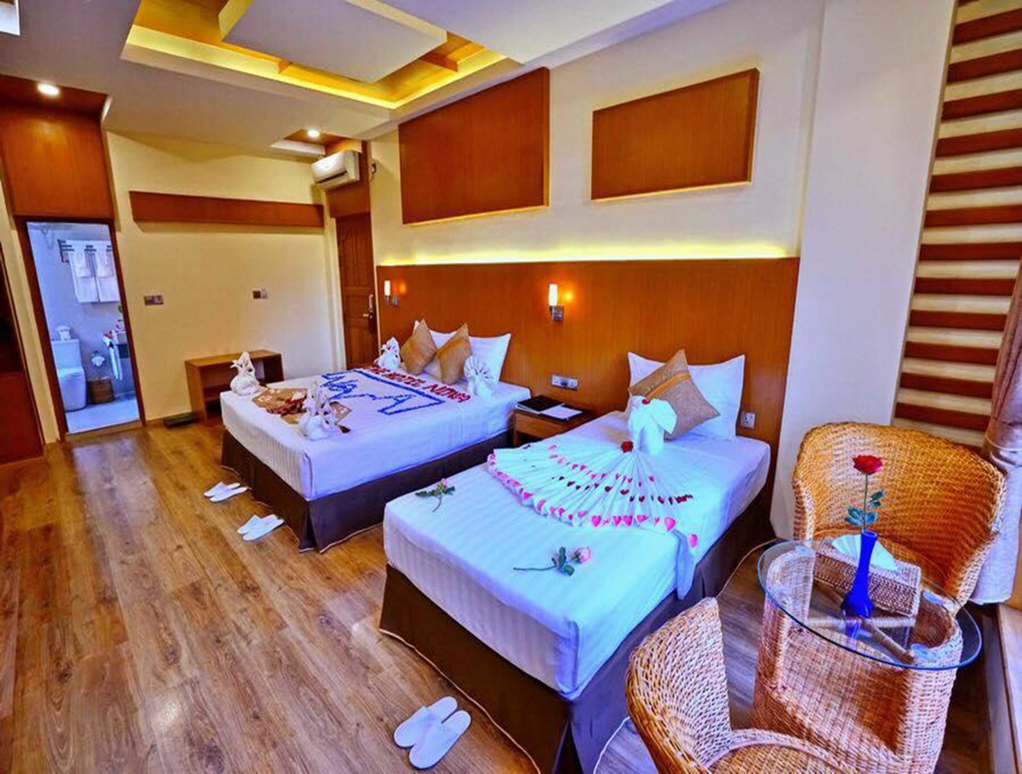 The Hotel Nova Mandalay Luaran gambar